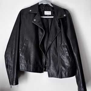 Universal Thread Classic Black “Leather”Jacket Size Small